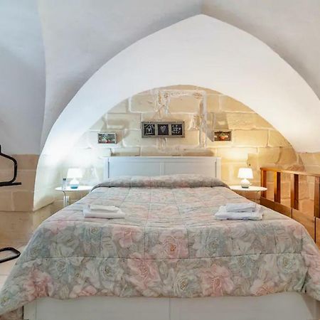 レッチェ Casina Dei Baroniヴィラ エクステリア 写真
